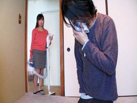 家の中で母に勃起チ○ポ見せたら・・・手コキフェラまでいけちゃう！？4時間 サンプル動画サムネイル